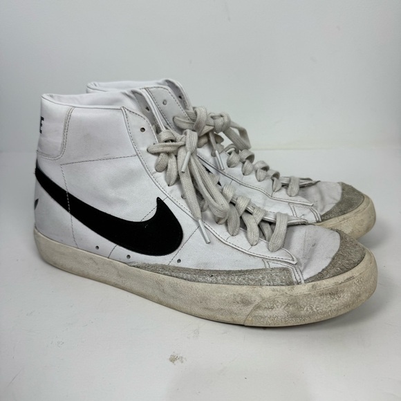 Nike Other - Nike Playboy Blazer Mid '77 Vintage Casual Shoes Black & White Weightlifting